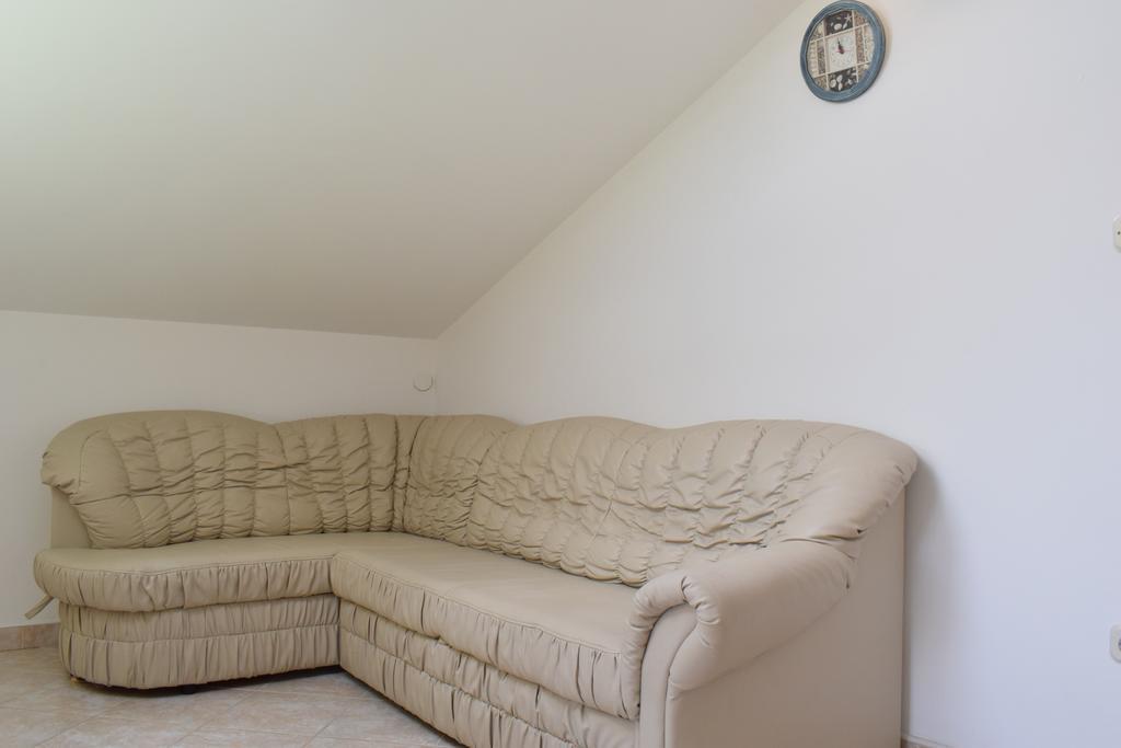 Apartments Green Oasis Малинска Экстерьер фото
