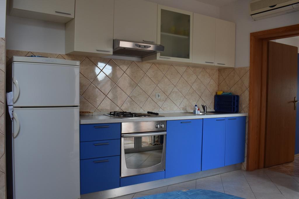 Apartments Green Oasis Малинска Экстерьер фото