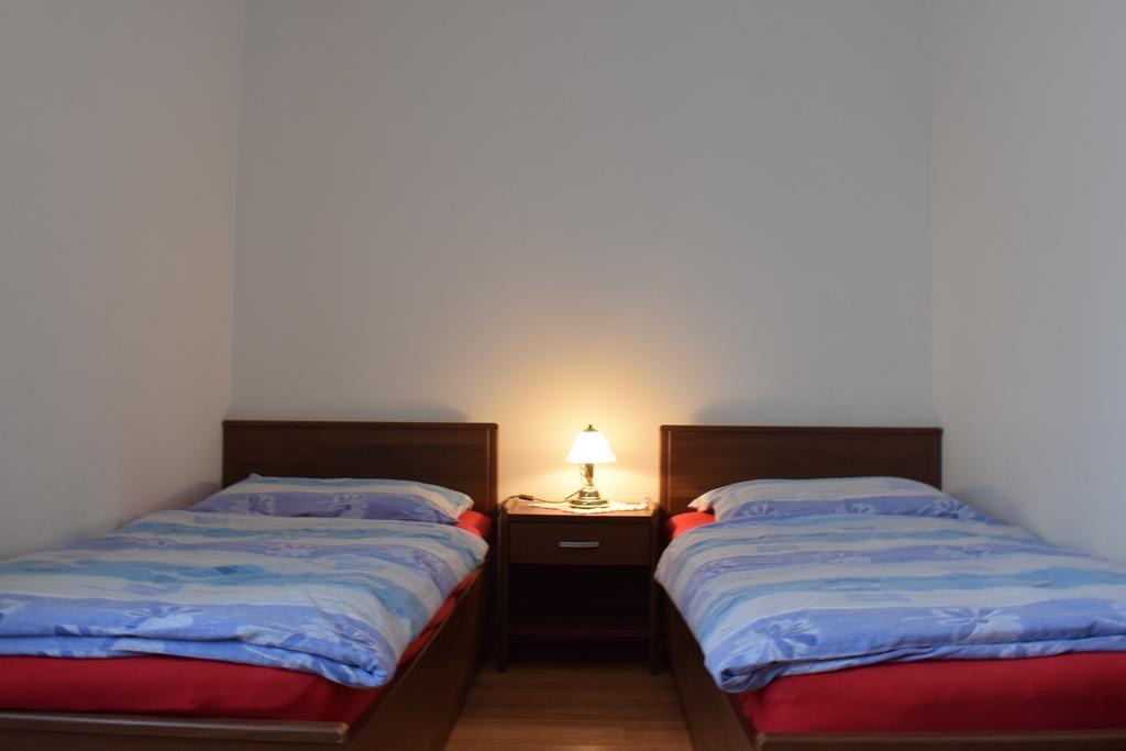 Apartments Green Oasis Малинска Экстерьер фото