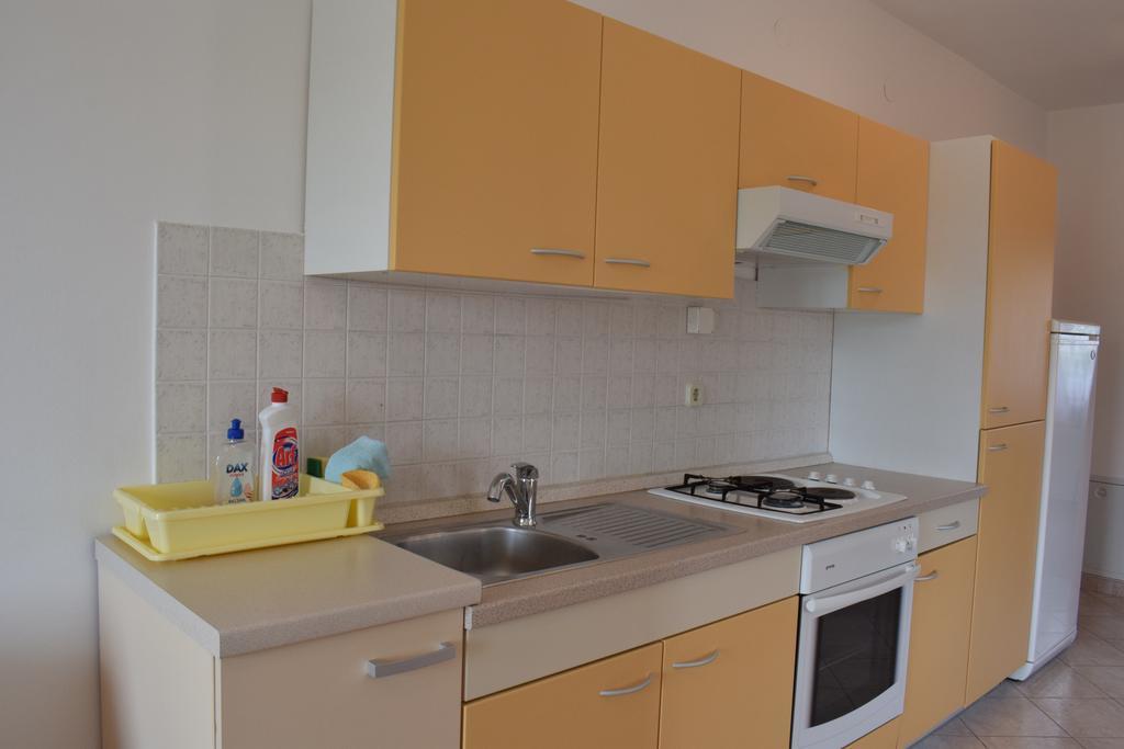 Apartments Green Oasis Малинска Экстерьер фото